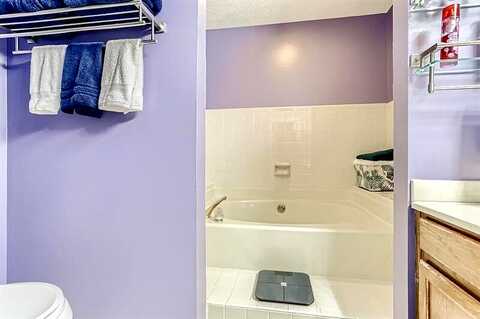 Holcomb Springs, ALPHARETTA, GA 30022