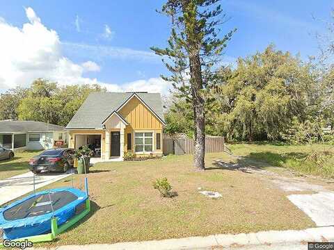 East, LEESBURG, FL 34748