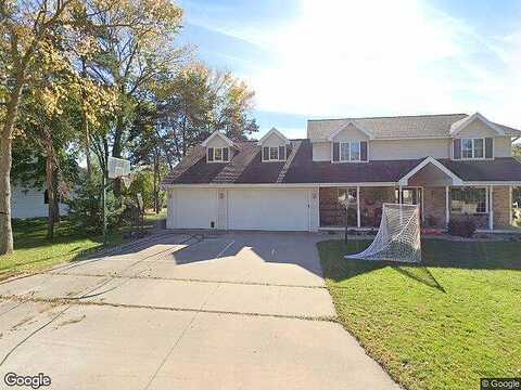 Pinewood, MENASHA, WI 54952