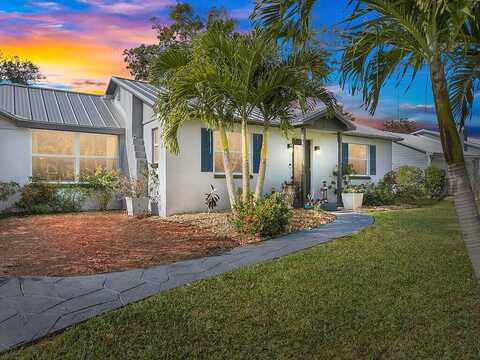 36Th, VERO BEACH, FL 32960
