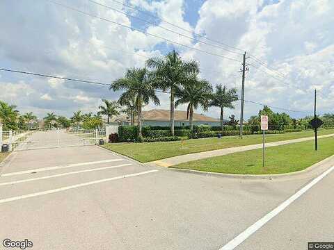 Crescent Beach, BONITA SPRINGS, FL 34135