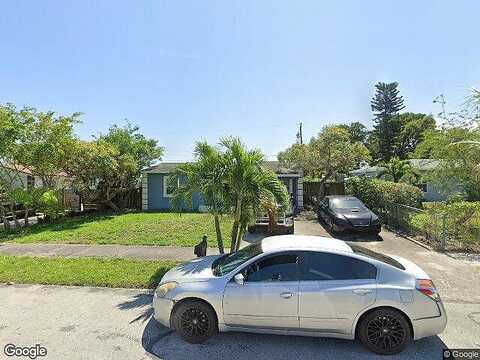 14Th, Lake Worth, FL 33460