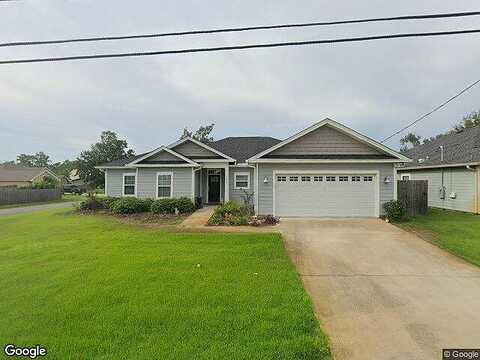 12Th, LYNN HAVEN, FL 32444