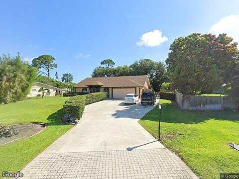 Circle, HOBE SOUND, FL 33455