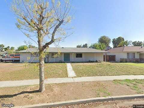 Pine, FRESNO, CA 93727