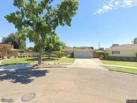 6Th, FRESNO, CA 93726