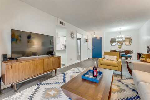 Cedar Springs, DALLAS, TX 75219