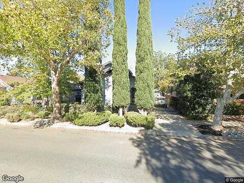 T, SACRAMENTO, CA 95816