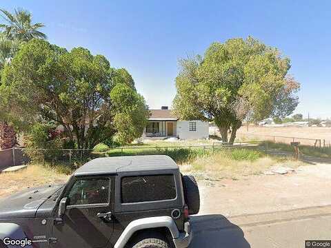 Ella, MESA, AZ 85201