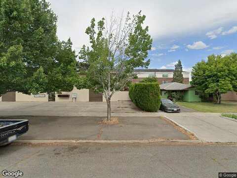 8Th, YAKIMA, WA 98902