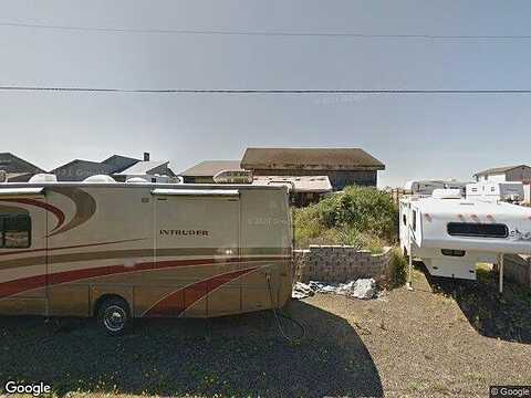 Salt Aire, GRAYLAND, WA 98547