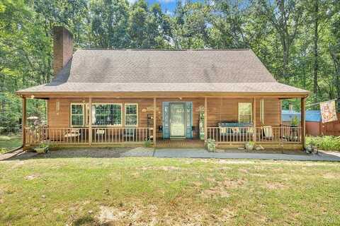 Ellen, EVINGTON, VA 24550