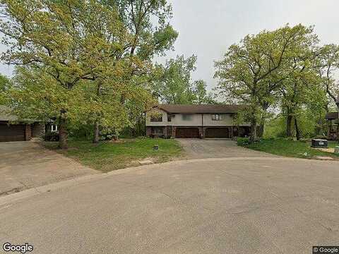Maple Leaf, SAINT PAUL, MN 55123