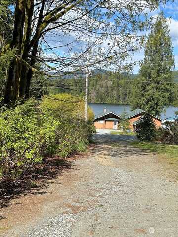 Shore, MOUNT VERNON, WA 98274