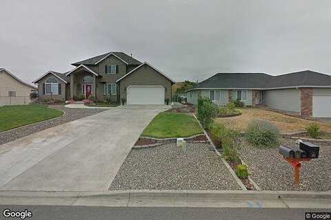 Jamie, ROSEBURG, OR 97471