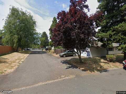 Tara, BEAVERTON, OR 97006