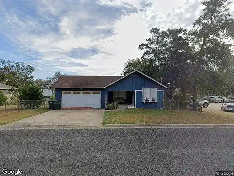 Moulton, SHINER, TX 77984