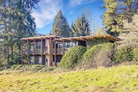 41St, SEATTLE, WA 98125
