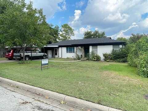Park Center, BENBROOK, TX 76126