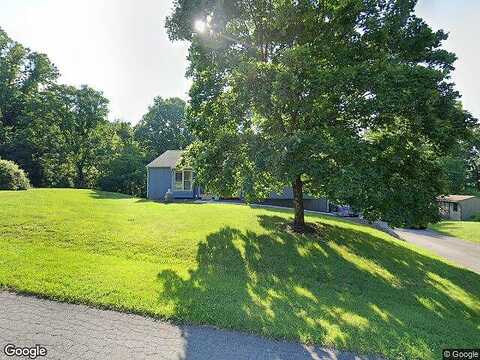 Boxwood, ROANOKE, VA 24018