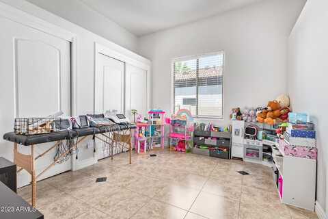 North, SCOTTSDALE, AZ 85259