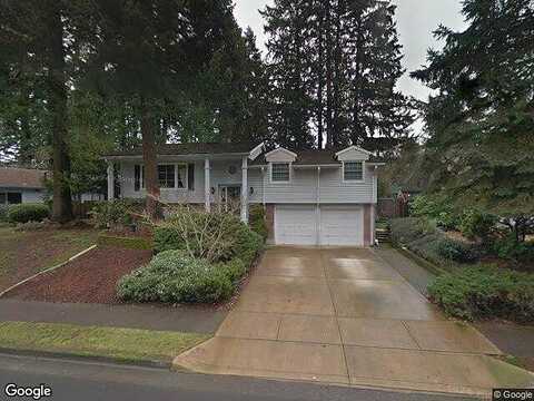 Danielle, BEAVERTON, OR 97008