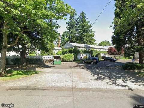 Broadway, PORTLAND, OR 97213