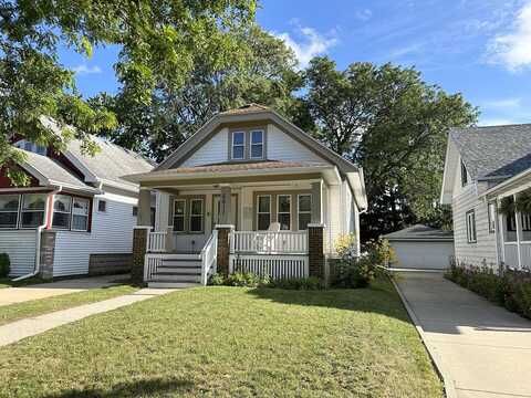 Powell, MILWAUKEE, WI 53213