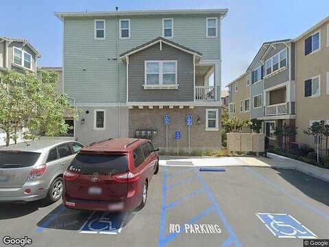 Canyon Coral, YORBA LINDA, CA 92886