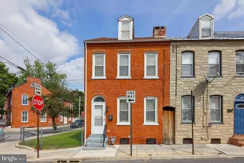 Strawberry, LANCASTER, PA 17602