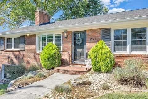 White Oak, ROANOKE, VA 24014