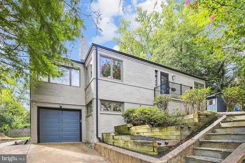 Summerfield, FALLS CHURCH, VA 22042