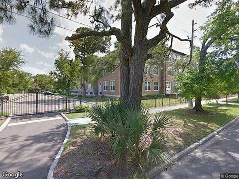 College, JACKSONVILLE, FL 32204