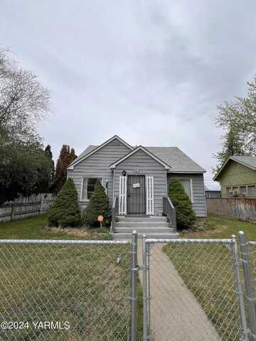 Pearne, TOPPENISH, WA 98948