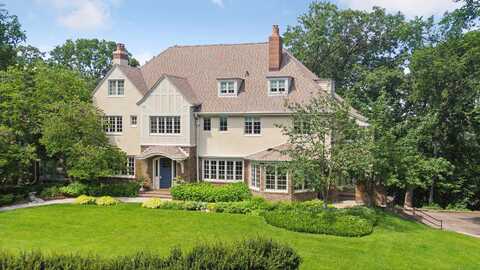 Mount Curve, MINNEAPOLIS, MN 55403