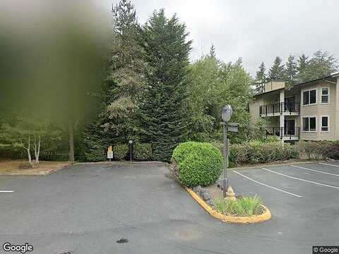 136Th, BELLEVUE, WA 98005
