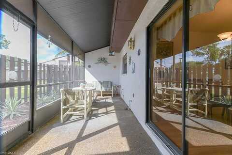 Se 12Th Ct, Cape Coral, FL 33990