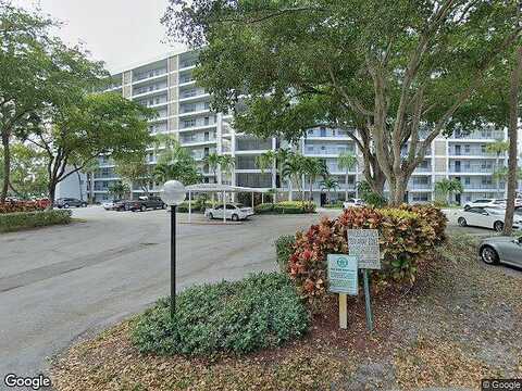 Oaks, POMPANO BEACH, FL 33069