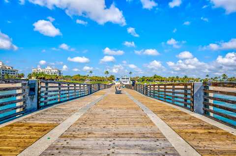 Lucerne Ave, Lake Worth, FL 33460