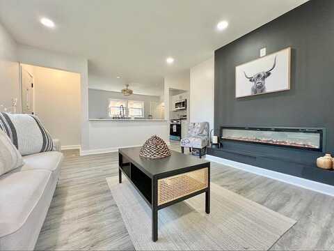 61St, MILWAUKEE, WI 53216
