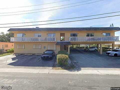 4Th, HALLANDALE BEACH, FL 33009