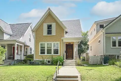Cambridge, MILWAUKEE, WI 53211
