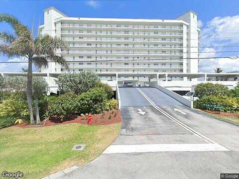 Ocean, HIGHLAND BEACH, FL 33487