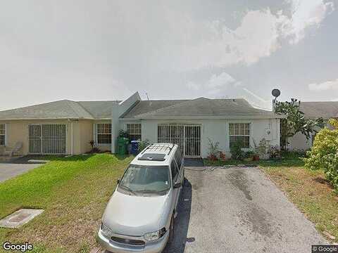 199Th, MIAMI GARDENS, FL 33056