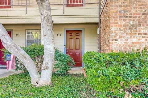 Wedglea Dr, Dallas, TX 75211