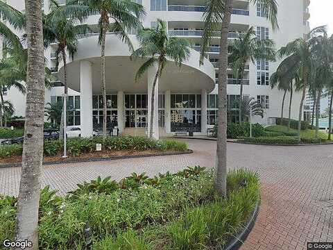 Ocean, HALLANDALE BEACH, FL 33009