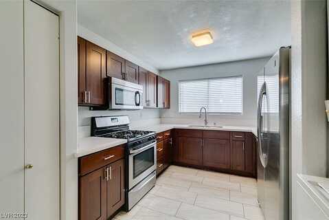 Jamielinn Ln, Las Vegas, NV 89110