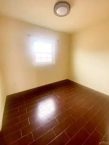 Beech Ave, McAllen, TX 78501