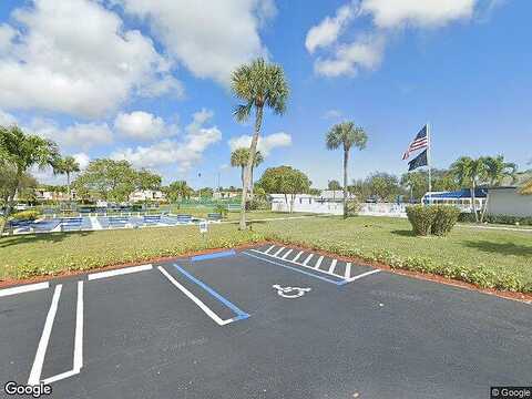 Circle, DELRAY BEACH, FL 33445