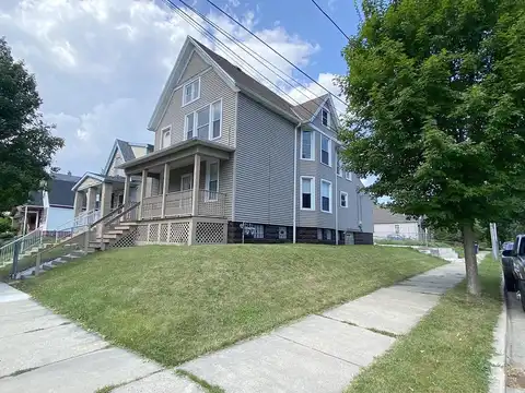 Vine, MILWAUKEE, WI 53205